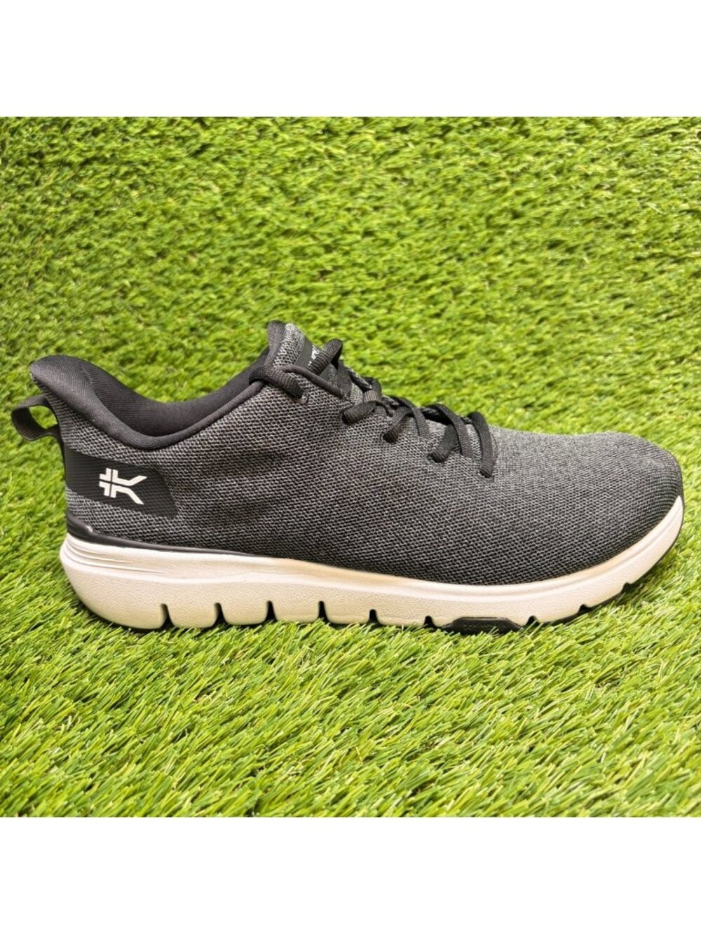 Kuru Flex Via Mens Size 10E Black Gray White Athletic Running Shoes Sneakers